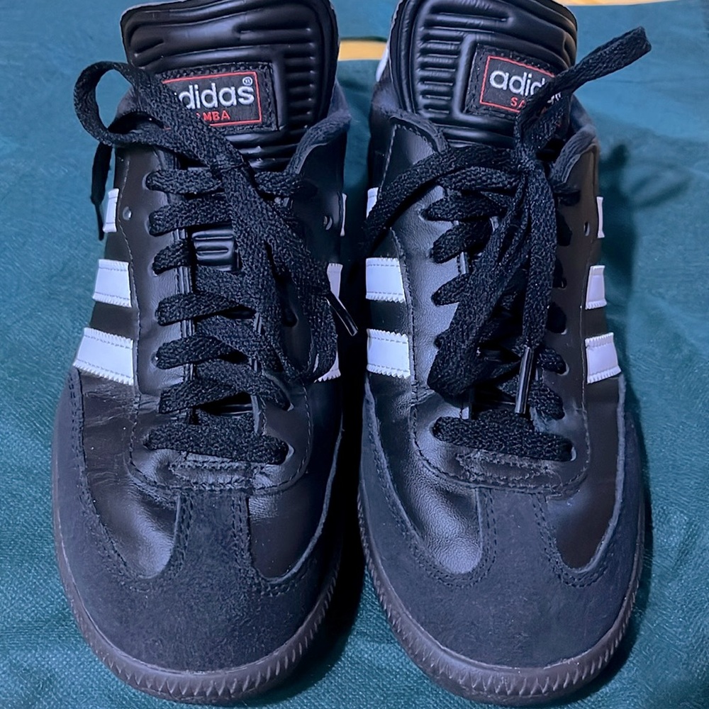 OFFER 🍄 ADIDAS Samba